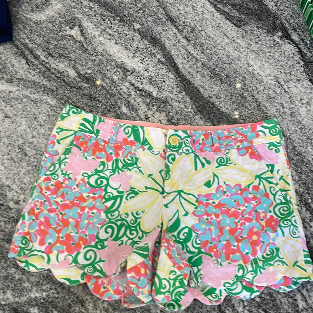 Lilly Pulitzer size 12 Buttercup shorts